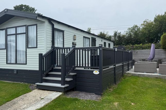 2 bedroom caravan for sale