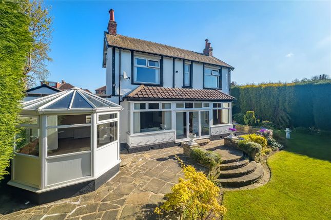 Thornfield, Dewsbury Road, Tingley... 3 bed detached house for sale
