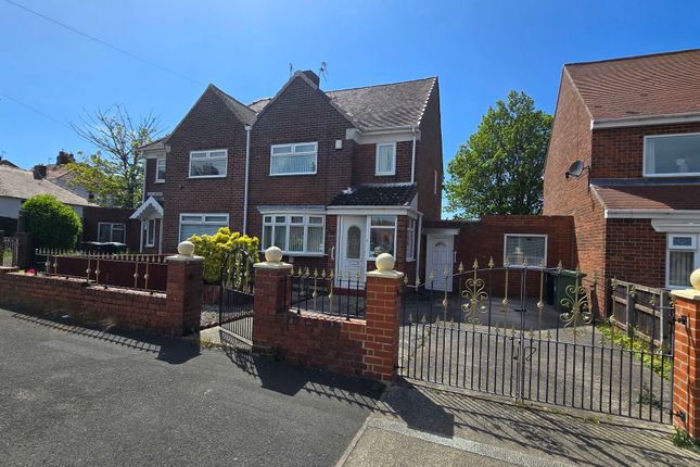 Lilac Avenue, New Silksworth... 2 bed semi