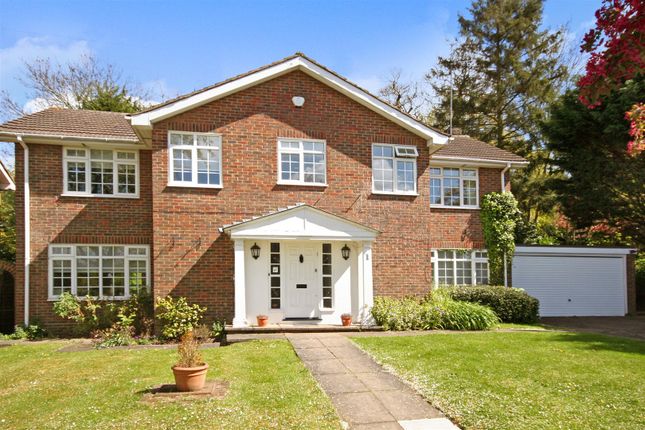 Regents Close, Radlett WD7 4 bed detached house for sale