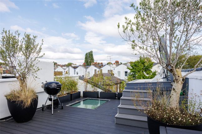 Princedale Road, London, W11 3 bed terraced house for sale