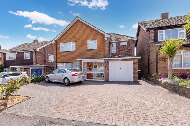 Calder Close, Maidenhead SL6 4 bed detached house for sale