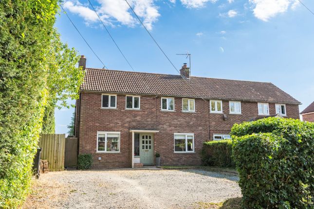 Good Easter, Chelmsford, Essex 3 bed semi