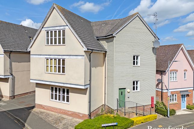 Weavers Close, Dunmow, CM6 2 bed apartment for sale
