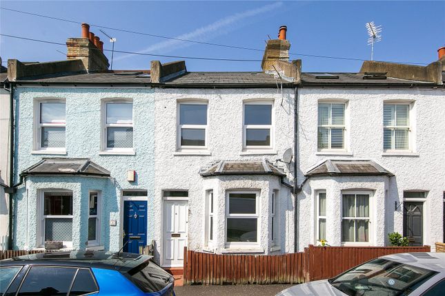 Camac Road, Twickenham, TW2 3 bed terraced house for sale