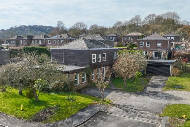 Cherry Tree Close, Hughenden Valley HP14 5 bed detached house for sale