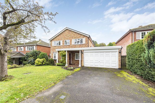 Oakfield Lane, Keston, BR2 4 bed detached house for sale