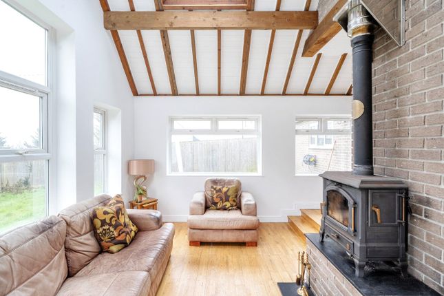 4 bed detached house