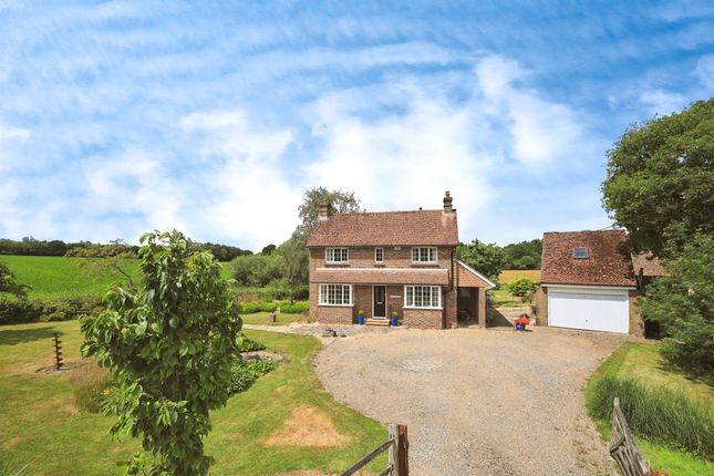 2 bedroom detached house for sale