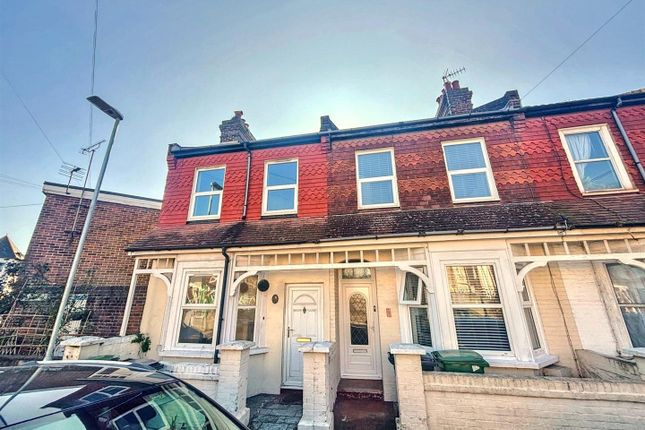 Winchcombe Road, Eastbourne 2 bed end of terrace house for sale