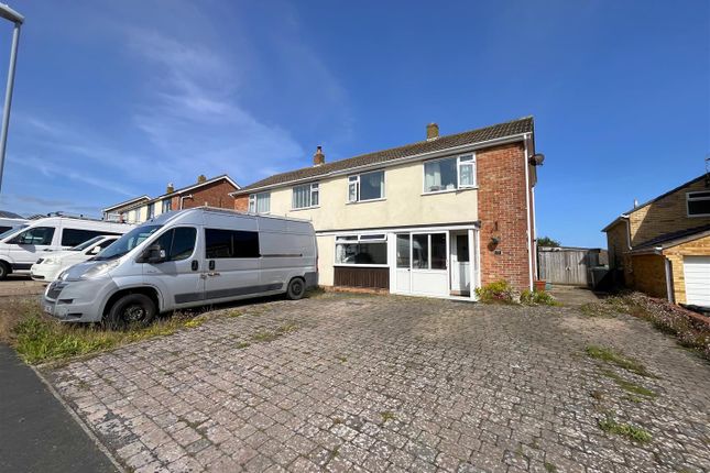 4 bedroom semi-detached house for sale