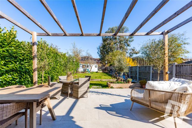 Doddinghurst Road, Doddinghurst... 3 bed semi