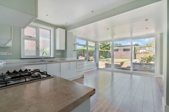 Dorothy Avenue, Cranbrook TN17 3 bed semi