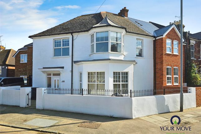Grange Road, Kent CT11 3 bed end of terrace house for sale
