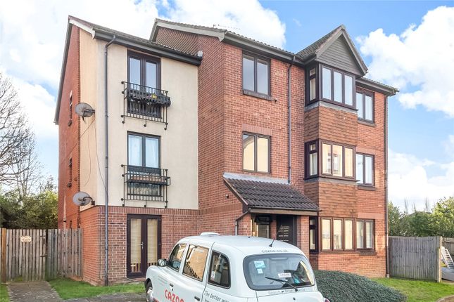 Oak Apple Court, Lee, SE12 2 bed apartment for sale