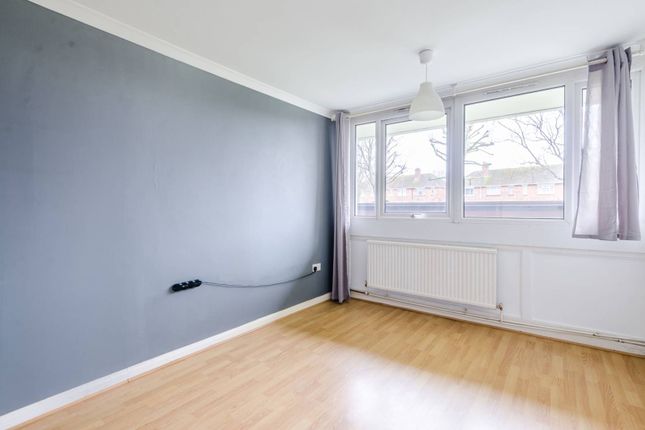 Phipps Bridge Road, CR4, Mitcham, CR4 1 bed flat for sale
