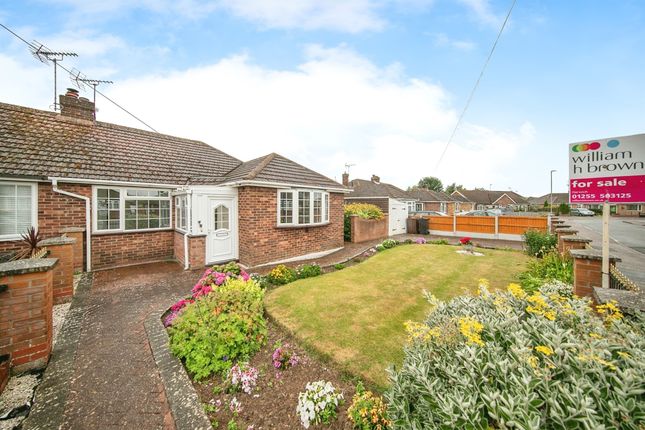 2 bedroom semi-detached bungalow for sale