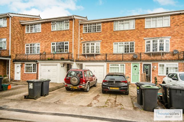 3 bedroom town house for sale