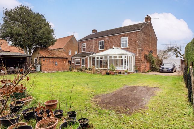 Mill Road, Fakenham NR21 4 bed detached house for sale