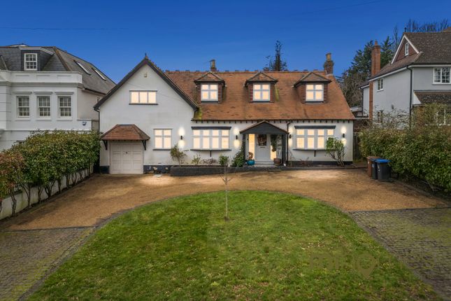 Tolmers Road, Cuffley 5 bed detached house for sale