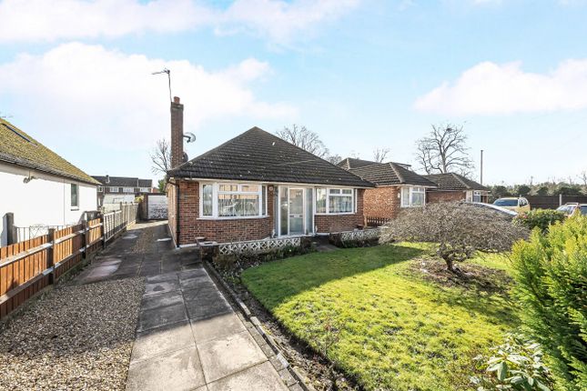 Wavendene Avenue, Surrey TW20 2 bed bungalow for sale