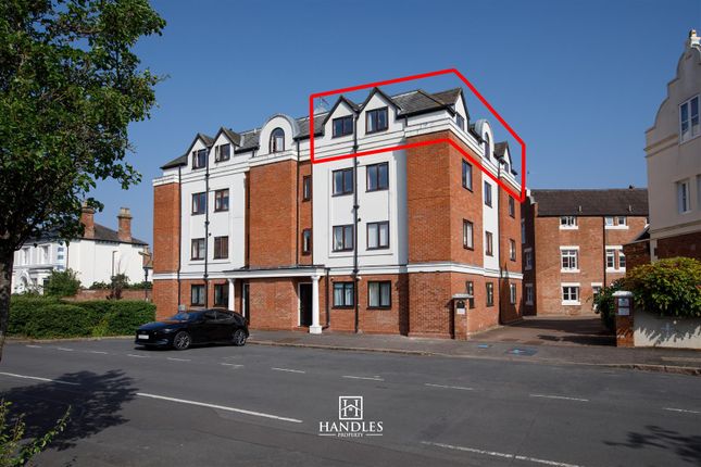 Squirhill Place, Russell Terrace... 2 bed apartment for sale