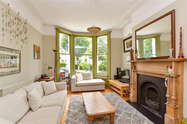 2 bed flat
