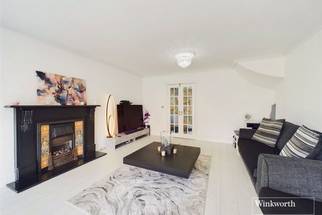 Northolme Gardens, Middlesex HA8 3 bed end of terrace house for sale