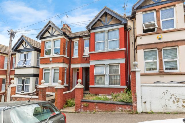 Camden Road, Gillingham ME7 3 bed terraced house for sale