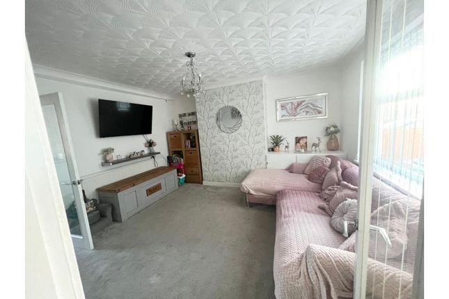 3 bed terraced house