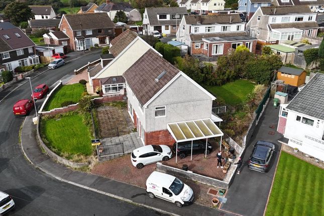 Oaklands, Llanelli 4 bed detached house for sale
