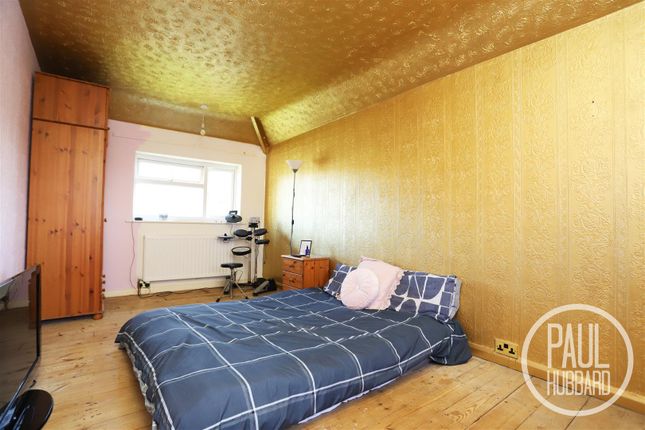 Minden Road, Lowestoft, NR32 3 bed semi