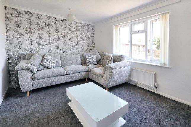 2 bedroom semi-detached bungalow for sale