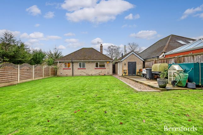 Ship Road, West Hanningfield, CM2 3 bed bungalow for sale