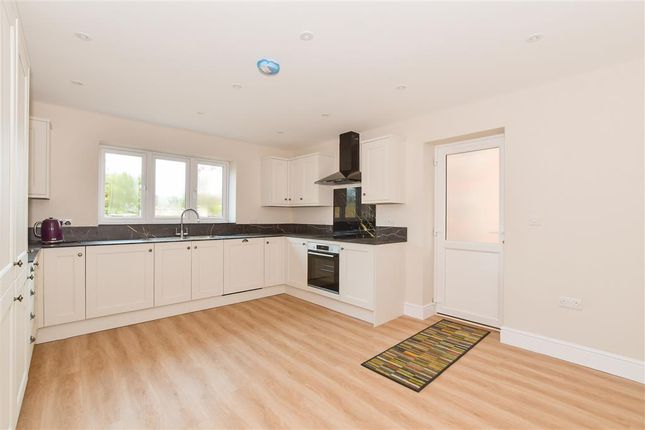 2 bed chalet