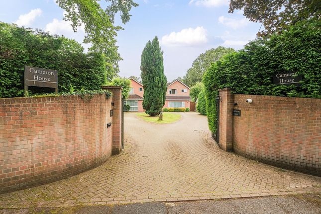 Lyndhurst Road, Landford, Salisbury, SP5 6 bed detached house for sale