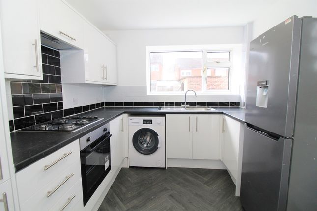 3 bed semi-detached house