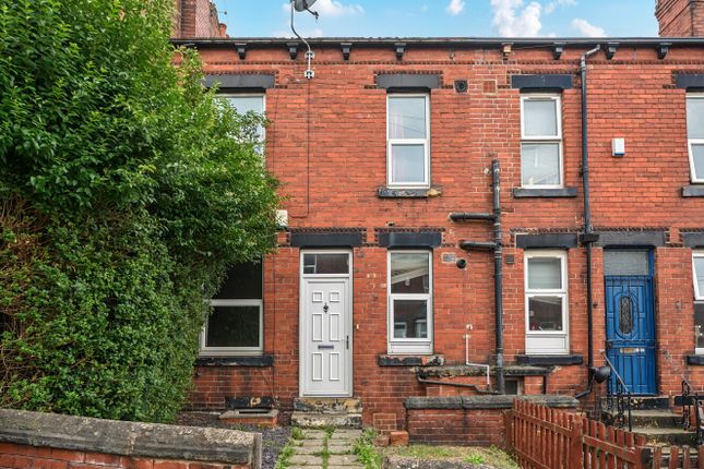 Woodside Avenue, Burley, Leeds, LS4 2 bed terraced house for sale