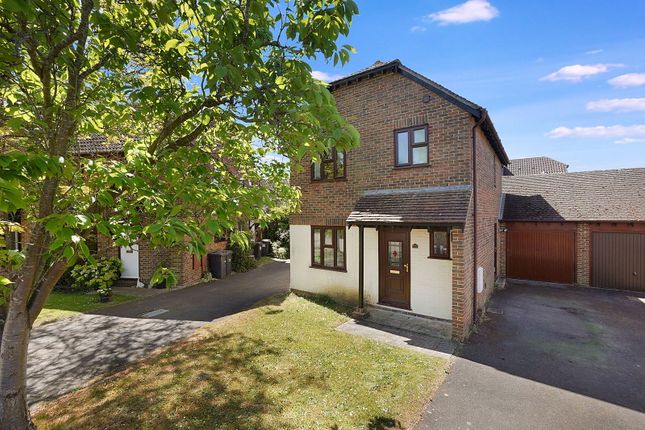 Ashbee Close, Snodland ME6 3 bed link detached house for sale