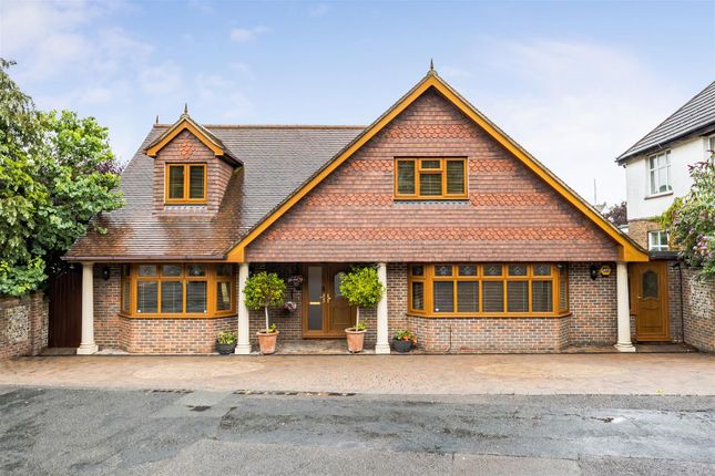 Graham Avenue, Patcham, Brighton 4 bed detached house for sale