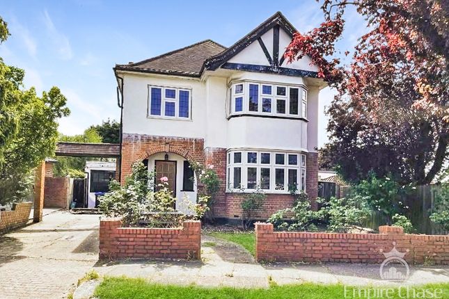 4 bed detached house