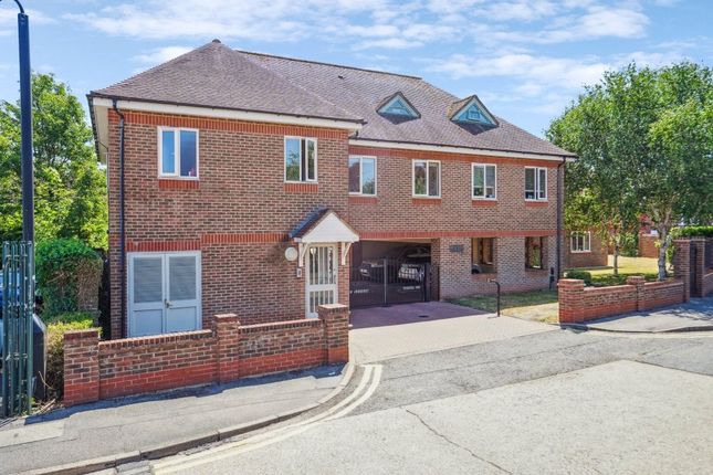 Liston Road, Buckinghamshire SL7 2 bed flat for sale