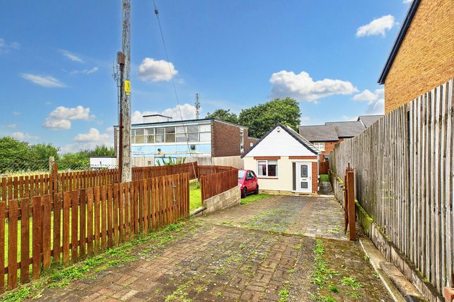 1 bedroom detached bungalow for sale