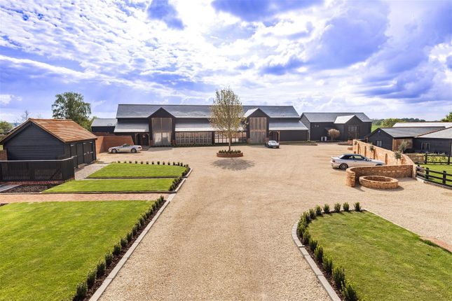 Kilnfield Barns, Woodhall Hill... 5 bed semi