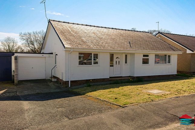 Erwenni, Yr Ala Road, Pwllheli LL53 2 bed detached bungalow for sale