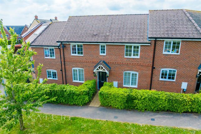 Fraser Crescent, Watford 3 bed house for sale