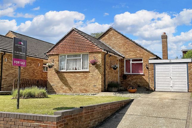 Dark Lane, Blackfield, SO45 3 bed detached bungalow for sale