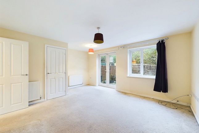 Chesterfield S45 3 bed townhouse for sale