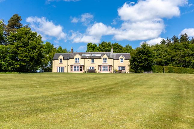 6 bedroom house for sale
