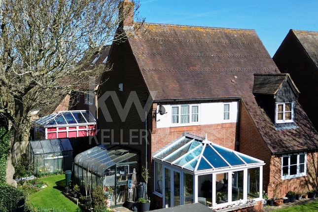 Carriers Close, Hanslope, MK19 3 bed detached house for sale